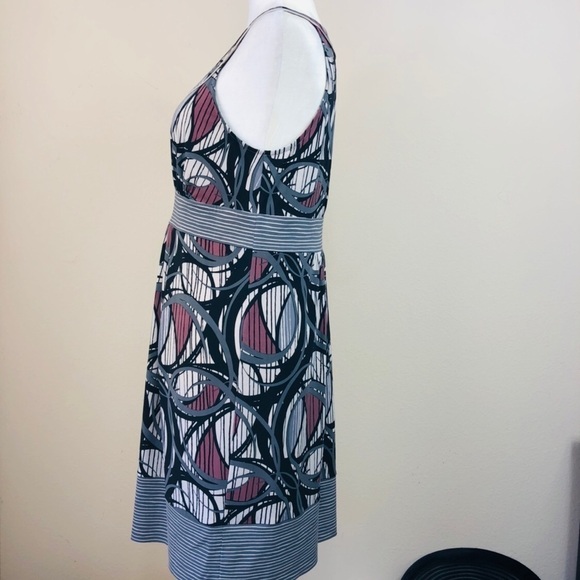BCBGMAXAZRIA Sleeveless Dress Sz M - Picture 3 of 8